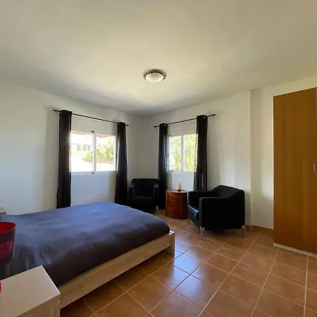 B&B Villa Libertad Tenerife - FKK Nudist Swing Bed & Breakfast