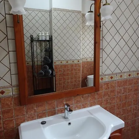 B&B Villa Libertad Tenerife - FKK Nudist Swing Bed & Breakfast