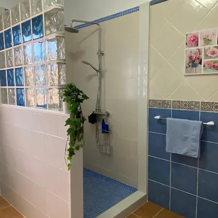 Nocleg ze śniadaniem B&B Villa Libertad Tenerife - Fkk Nudist Swingers - Only Couples & Single Ladies Arona (Tenerife)